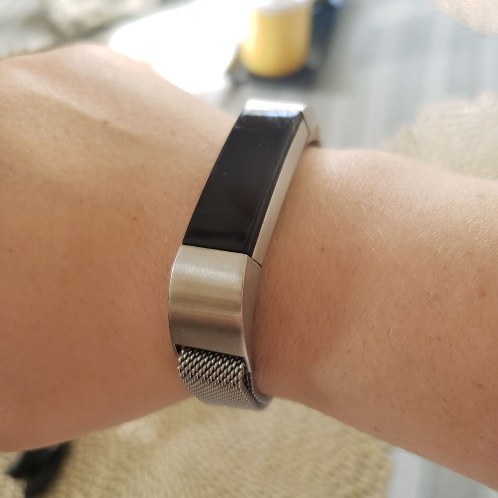 Fitbit Alta - image 1